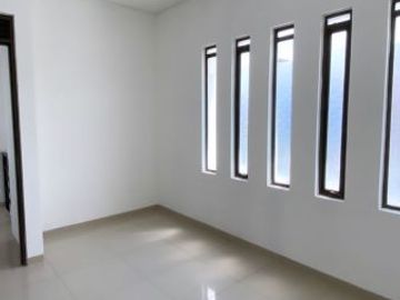 Rumah LUX minimalis dan 2lantai di komplek elit grand sharon