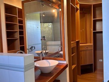 Propiedad en venta - Jardín del este Chillán - con piscina