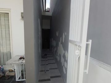 Dijual/Disewa Rumah Greenlake Wonorejo, Baru Renovasi Surabaya Timur