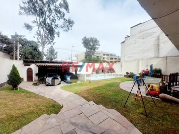 Casa Como Terreno En Santiago De Surco - Ideal Para Proyecto Inmobiliario