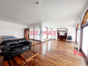 Casa Como Terreno En Santiago De Surco - Ideal Para Proyecto Inmobiliario