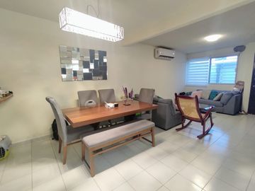 Casa en venta de un nivel Fracc. Artículo 123, Veracruz, Ver.  Precio $1,200,000