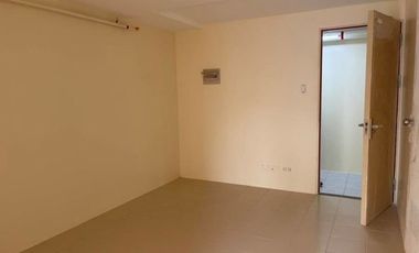 This is value for you hard earned money, start your property journey by availing 3bedrooms 42.07sqm. Condo for sale