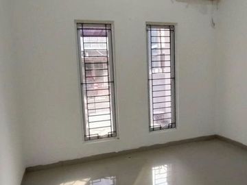 Dijual Rumah Kencana Loka sektor 12.5 Blok W Tangerang Baten Lokasi Strategis Bagus Siap Huni