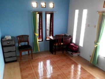 Rumah kost produktif Antapani Bandung 2 lantai siap huni SHM