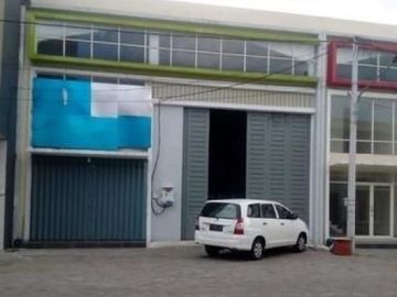 DRIYOREJO Gudang Dalam Kompleks