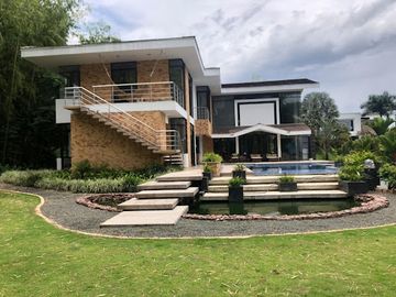 VENTA de CASAS en PEREIRA