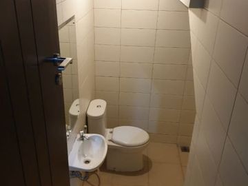 Dijual Rumah Cantik The Mozia Cluster Amarine Bsd City Tangerang Murah