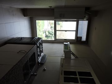 LAS CAÑITAS - L.M.CAMPOS 156 - SEMIPISO 2 AMBIENTES AL FRENTE CON BALCON
