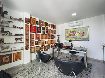 casa en venta en lomitas. Cod V28786