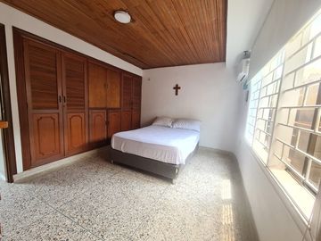 [197] VENTA - BARRIO: VENECIA I