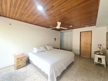 [197] VENTA - BARRIO: VENECIA I