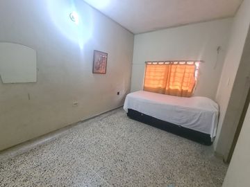 [197] VENTA - BARRIO: VENECIA I