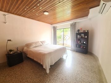 [197] VENTA - BARRIO: VENECIA I