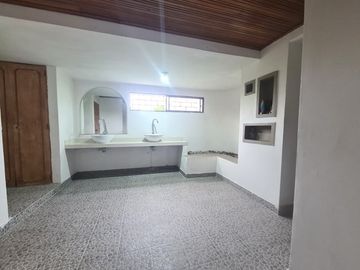 [197] VENTA - BARRIO: VENECIA I