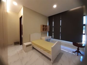 For Sale / Rent Modern Urban House at Kebayoran Baru