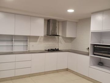 For Sale / Rent Modern Urban House at Kebayoran Baru