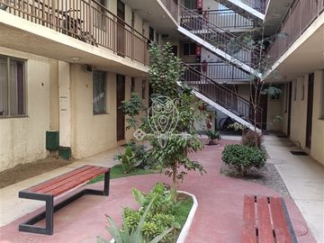 Departamento en venta de 3 dorm. 1 baño , amoblado La Serena