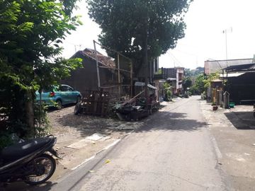 Tanah SHM, Luas 285 M2, di Tegalmulyo, Mojosongo, Jebres, Surakarta