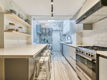 Preciosa casa Ley Pereira remodelada