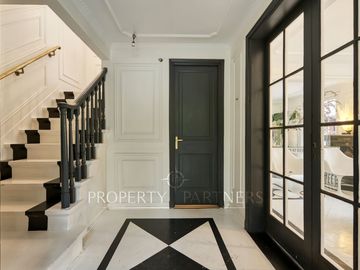 Preciosa casa Ley Pereira remodelada