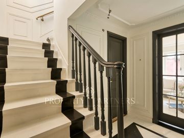 Preciosa casa Ley Pereira remodelada