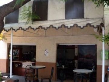 EDIFICIO CON 12 DEPTOS Y 5 LOCALES COMERCIALES