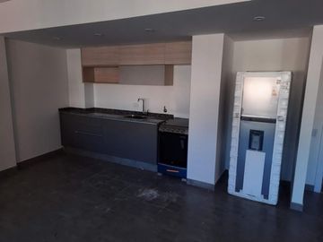 Hermoso 4 amb. Con balcón al frente y al contrafrente c/parrilla propia   Cochera y amenities