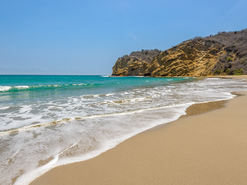 Se Vende Terreno para Desarrollar Frente al Mar en Playa Rosada