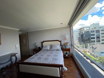 VENDO DUPLEX PENTHOUSE EN MONTESERRIN - NORTE DE QUITO