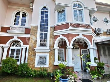 Dijual Rumah Bagus SHM Hadap Barat 2 Lantai 6 KT di BSD Puspita Loka Tangerang