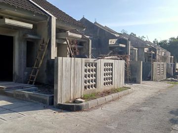 HUNIAN ASIK DAN TERNYAMAN HANYA 15 MENIT DARI CANDI PRAMBANAN