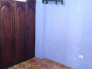 Casa rentera 441m²-4 plantas-Local Comercial-Departamentos-Conocoto