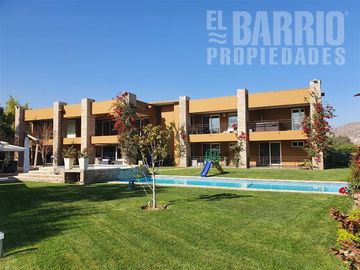 Casa en Venta en Chicureo / Piedra Roja