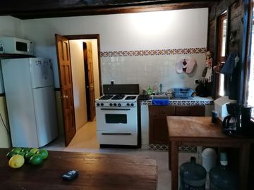 Cabaña campestre en privada arbolada