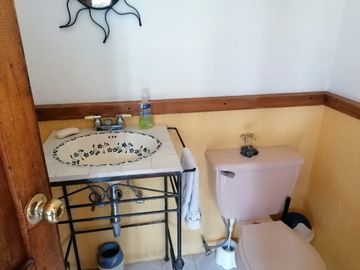 Cabaña campestre en privada arbolada