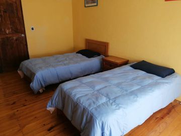 Cabaña campestre en privada arbolada