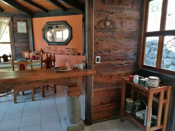 Cabaña campestre en privada arbolada