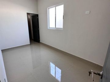 CASA EN VENTA EN LA ENCOMIENDA - ESCOBEDO