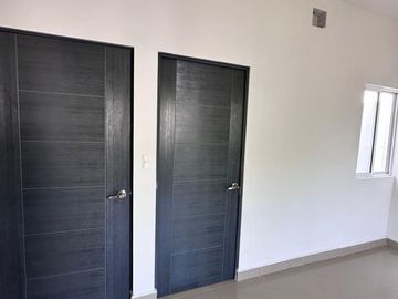 CASA EN VENTA EN LA ENCOMIENDA - ESCOBEDO