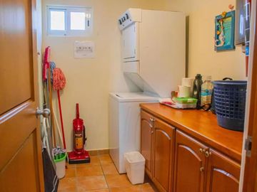 Departamento a pasos del mar, alberca, gimnasio y cancha de tennis, en venta  co