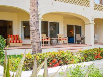 Departamento a pasos del mar, alberca, gimnasio y cancha de tennis, en venta  co