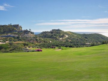 Departamento a pasos del mar, alberca, gimnasio y cancha de tennis, en venta  co