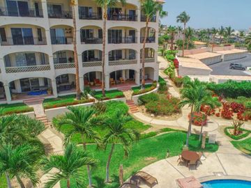 Departamento a pasos del mar, alberca, gimnasio y cancha de tennis, en venta  co