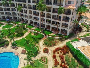 Departamento a pasos del mar, alberca, gimnasio y cancha de tennis, en venta  co