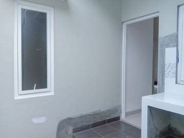 DIJUAL RUMAH MINIMALIS SIAP HUNI HARGA TERJANGKAU DI KEBONARUM PLUNENG