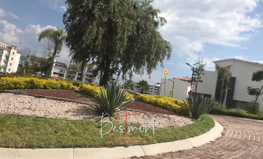 Venta de terreno Plurifamiliar en Toscana, Lomas de Angelopolis