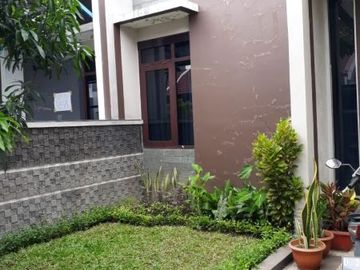 Rumah Nyaman di Antapani, dekat Arcamanik dan Cisaranten