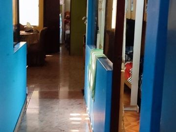 casa de 2 pisos con locales Comerciales/ frente mercado - Callao $215,000