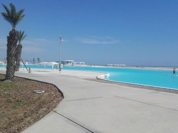 VENTA TERRENO ESQUINA DE 450M2 EN PRIMERA FILA EN PLAYA LA JOLLA